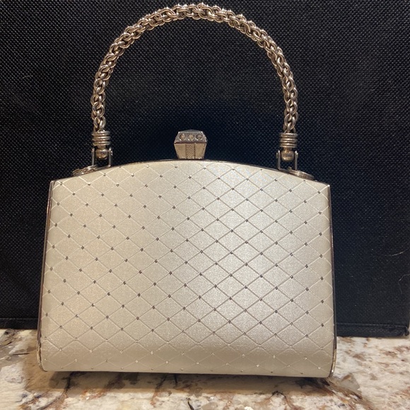 Handbags - Little fancy diamond white sparkling purse. Gorgeous Wedding,prom,vintage style!